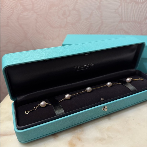 Tiffany & Co. Jewelry - Tiffany & Co. Elsa Peretti Pearls by the Yard Bracelet